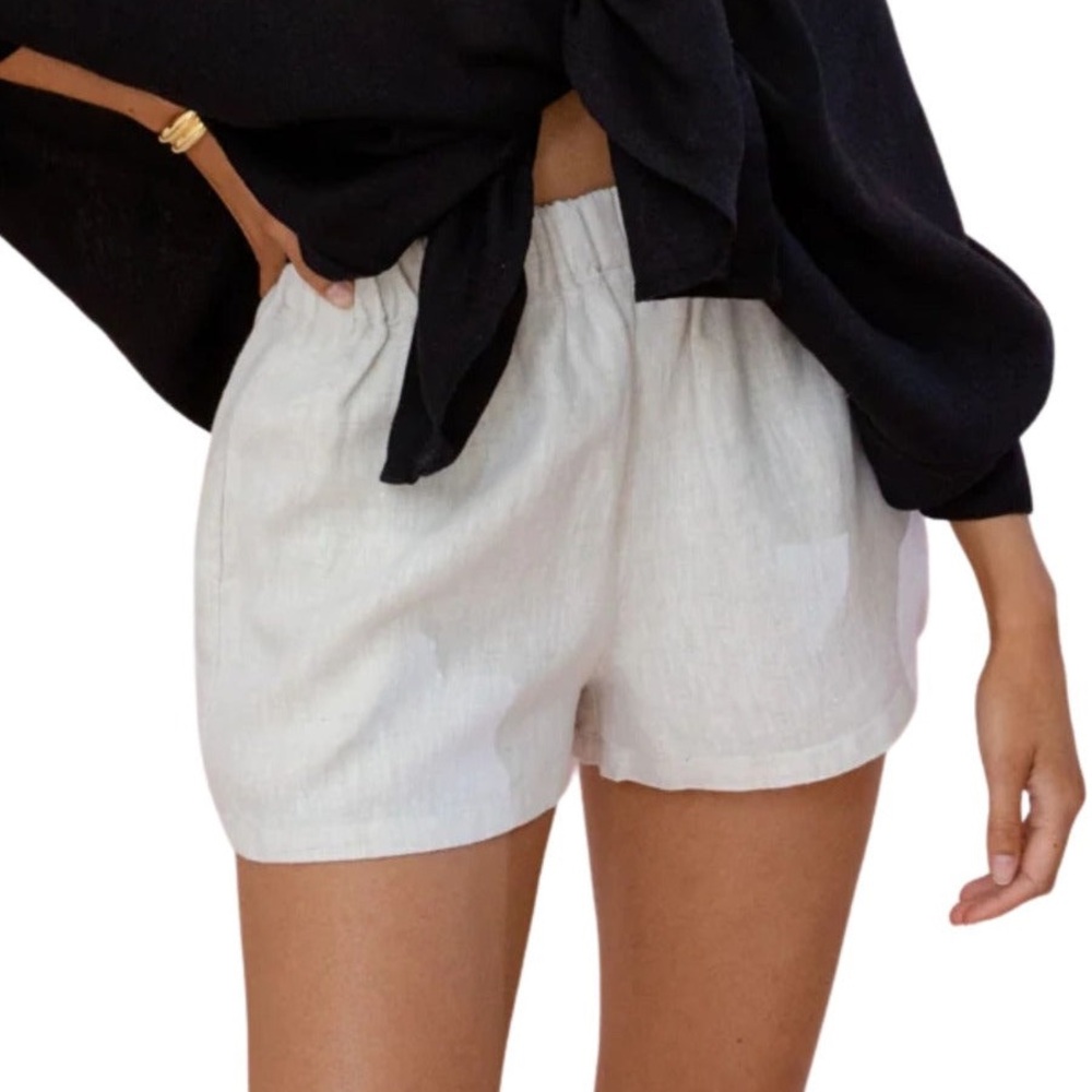 NWT high quality linen short size M